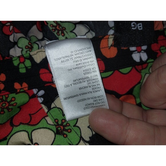 Urban Outfitters BDG Women’s Size Small Floral Pull on Shorts - Picture 5 of 6